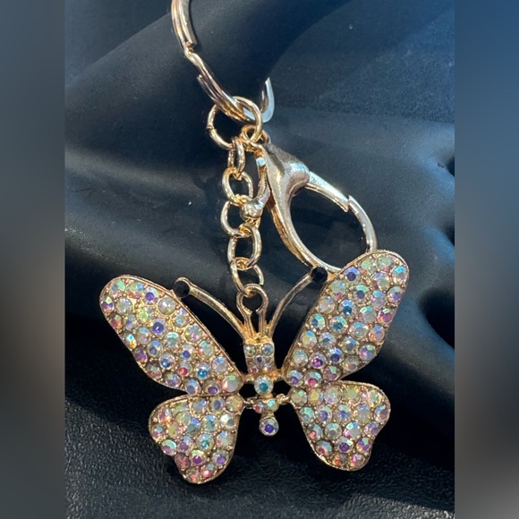 BAG CHARM  Gold Tone Clear Crystal Butterfly Bag Charm Keychain Mint - Picture 2 of 5
